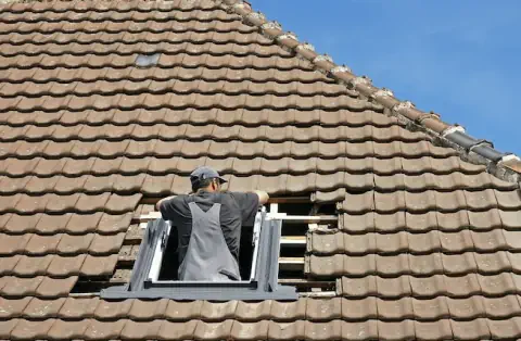 Pose de velux - Bussy-Albieux